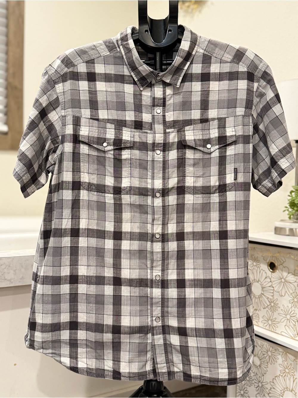 Columbia Gray Plaid Snap Front Shirt Men’s XL Regular Fit